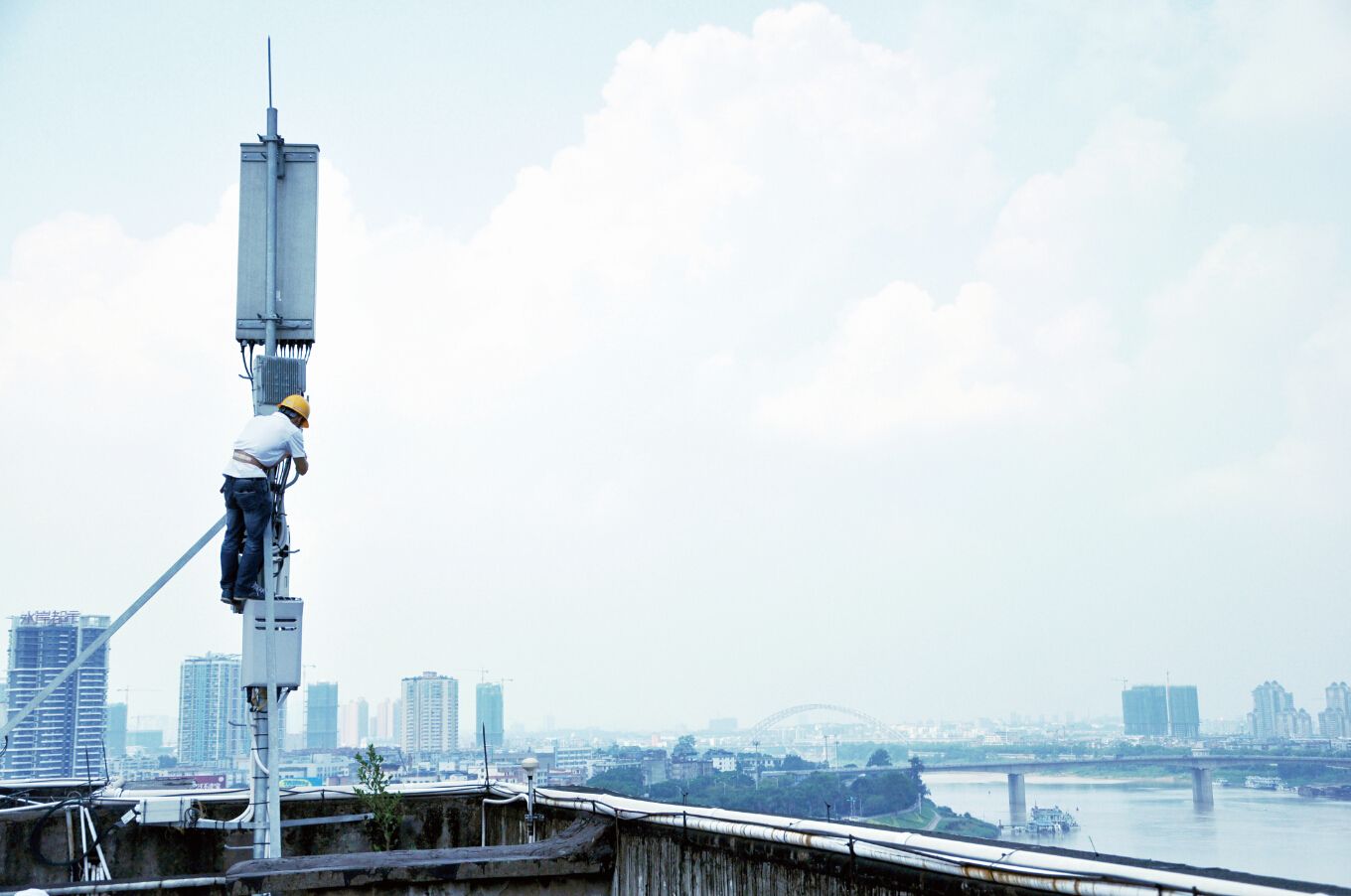 手機(jī)信號放大器|手機(jī)信號接收器一般距離基站多遠(yuǎn)好？