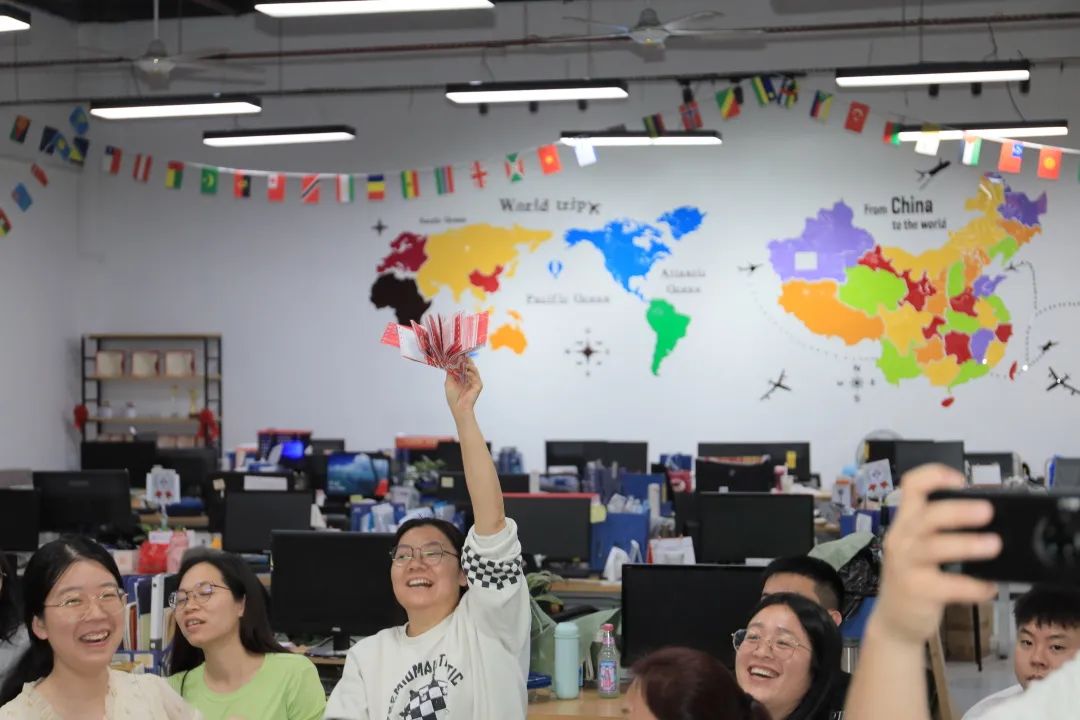 第56屆I拍賣？現(xiàn)金？大禮包？超多福利領(lǐng)到手軟！